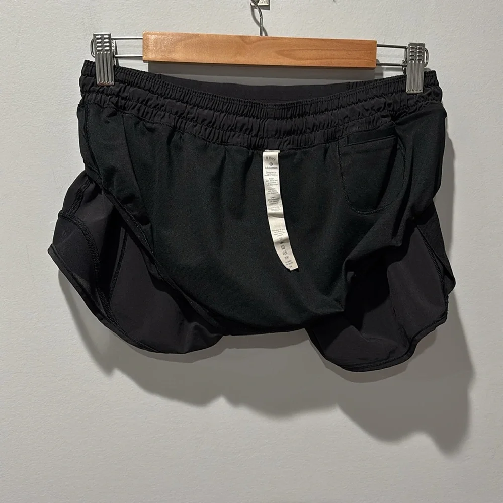 Lululemon Hotty Hot Lined Shorts 2.5" Size 8 Reg Style: W7AGUR - Picture 6 of 12